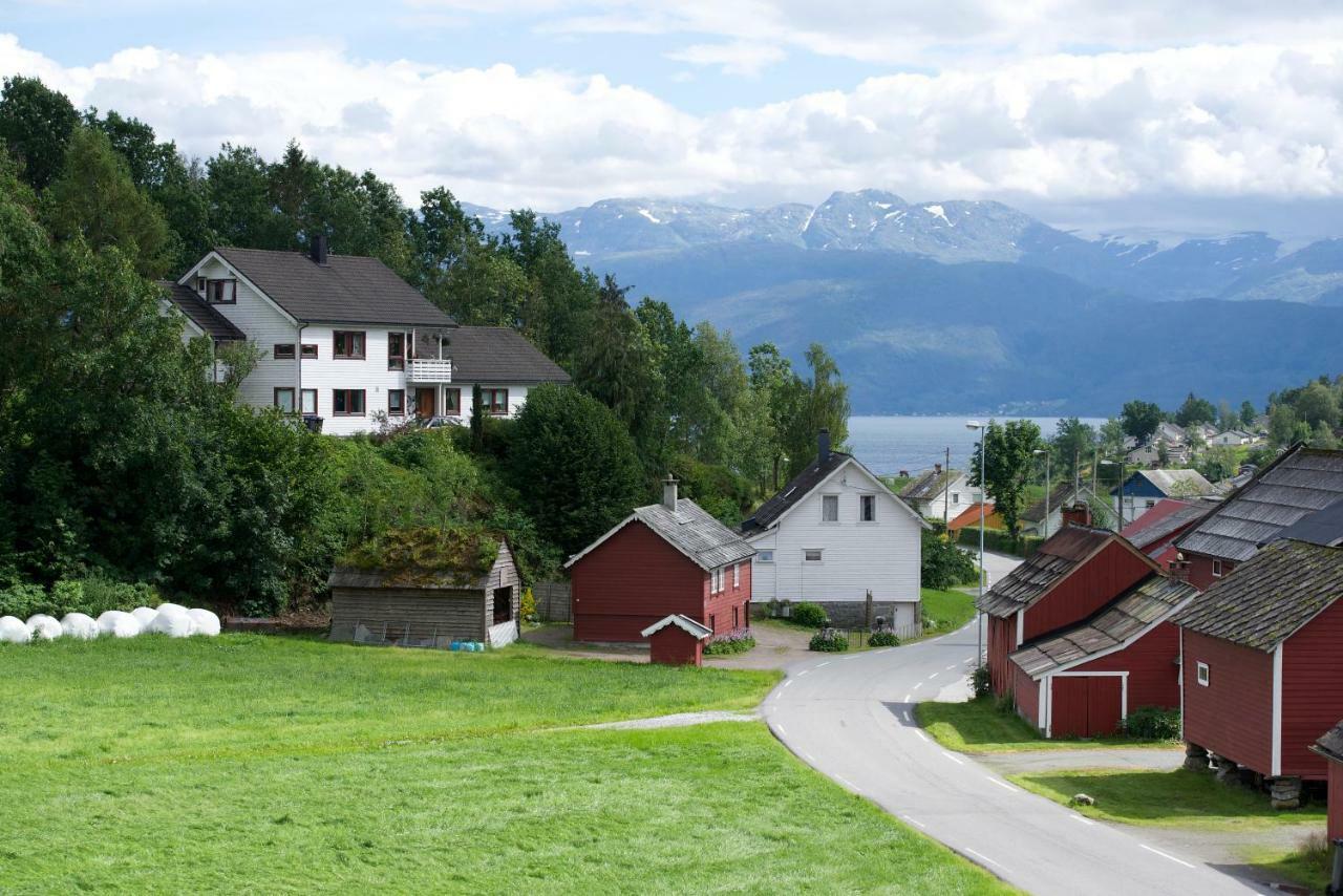 Villa Mo Gardsferie Øystese Exterior foto